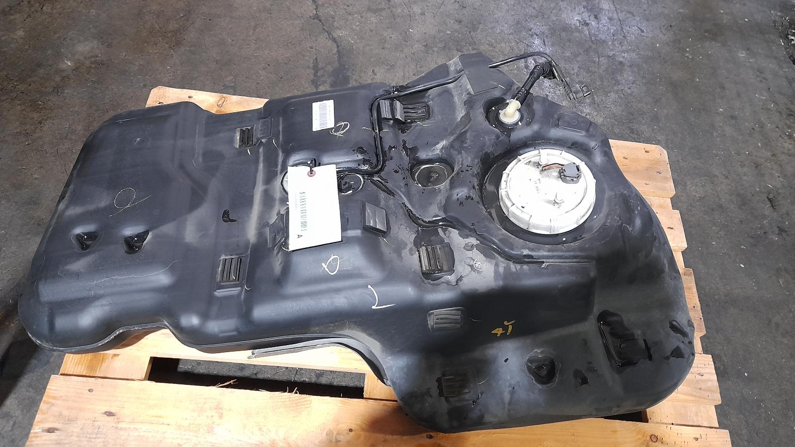 Fuel Tank Santa Fe Hyundai 2015