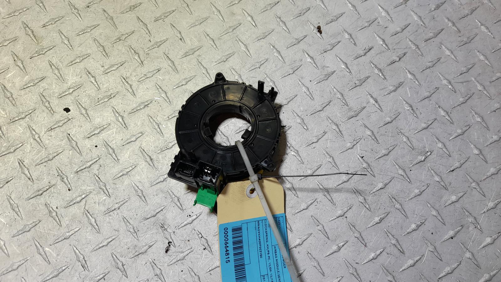 View Auto part Airbag Module/Sensor Mitsubishi Challenger 2014