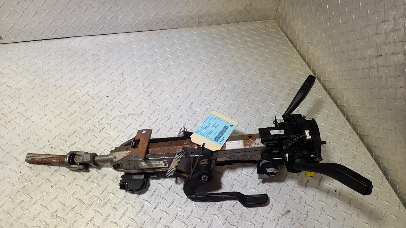 View Auto part Column Volkswagen Golf 2011