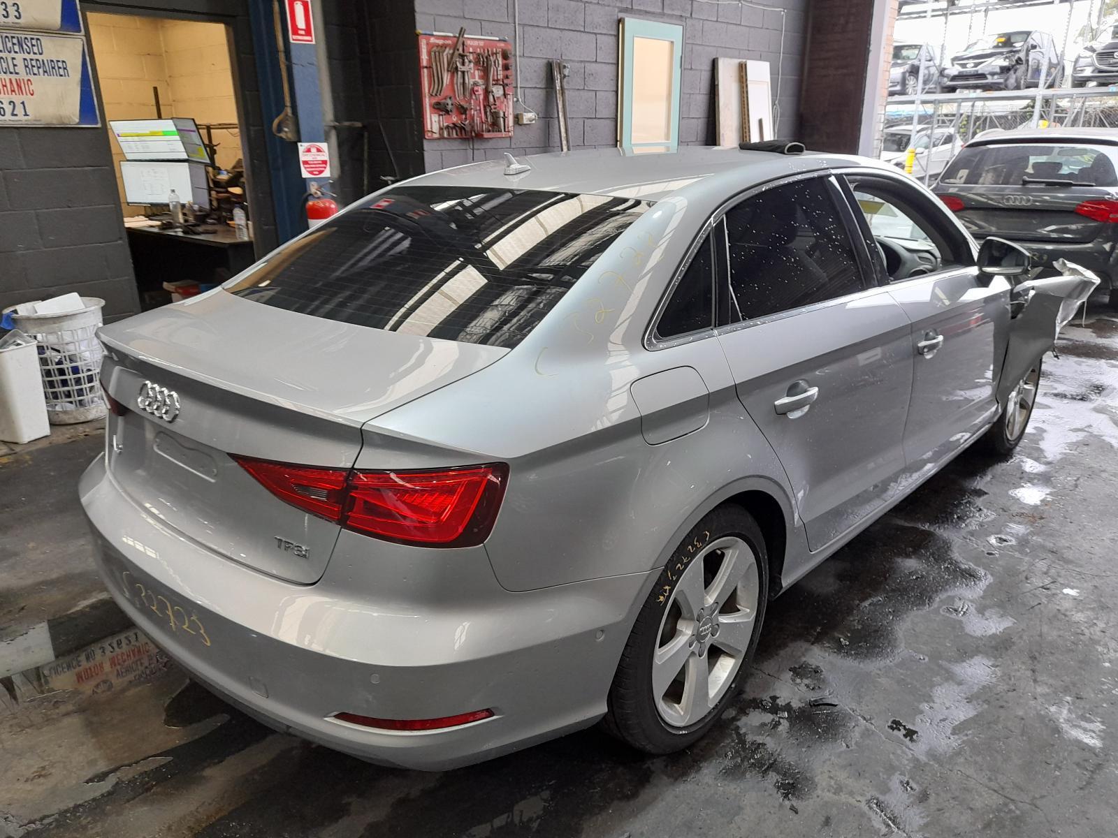 View Auto part Trans/Gearbox Audi A3 2014