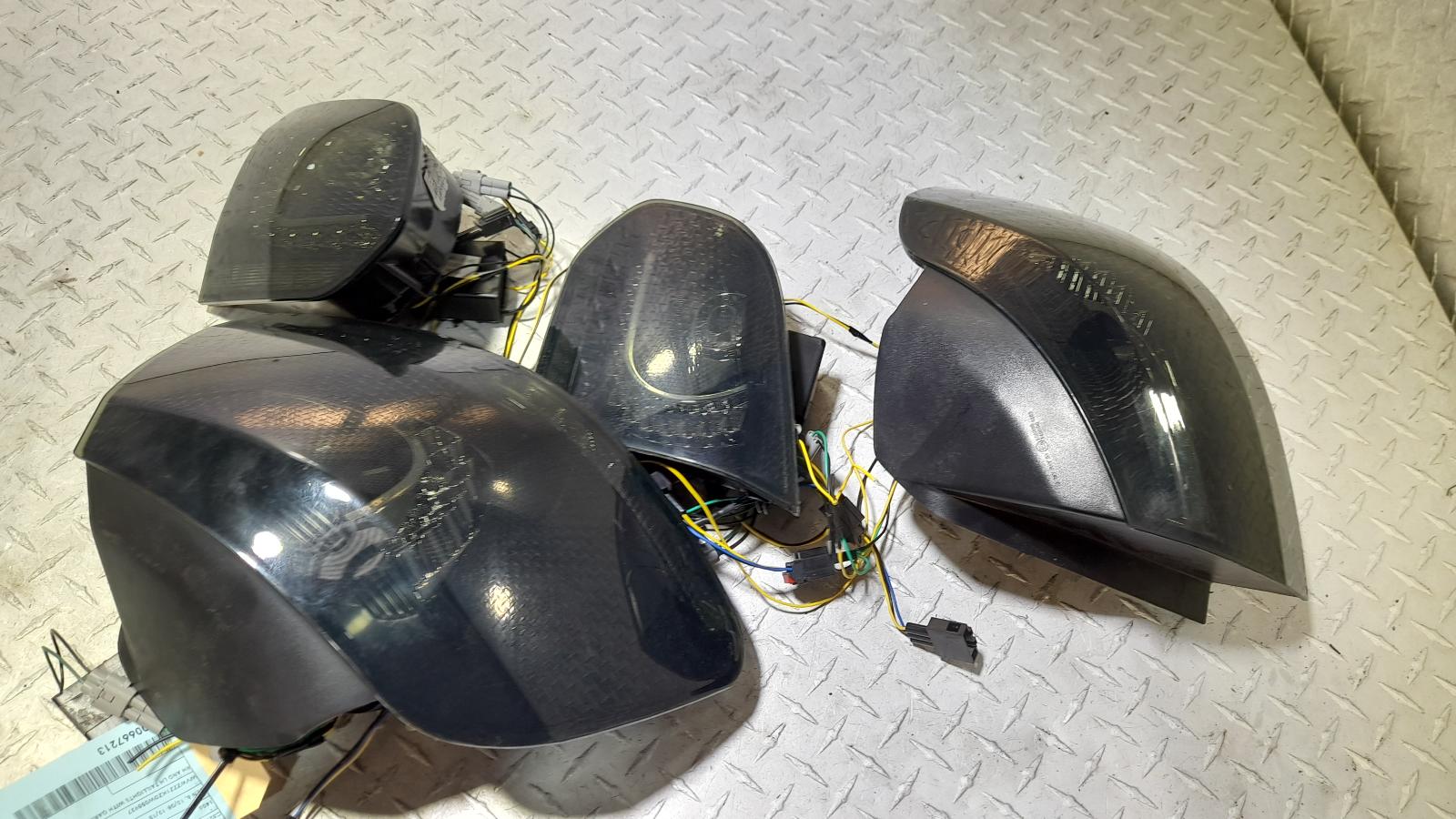 View Auto part Misc Volkswagen Golf 2012