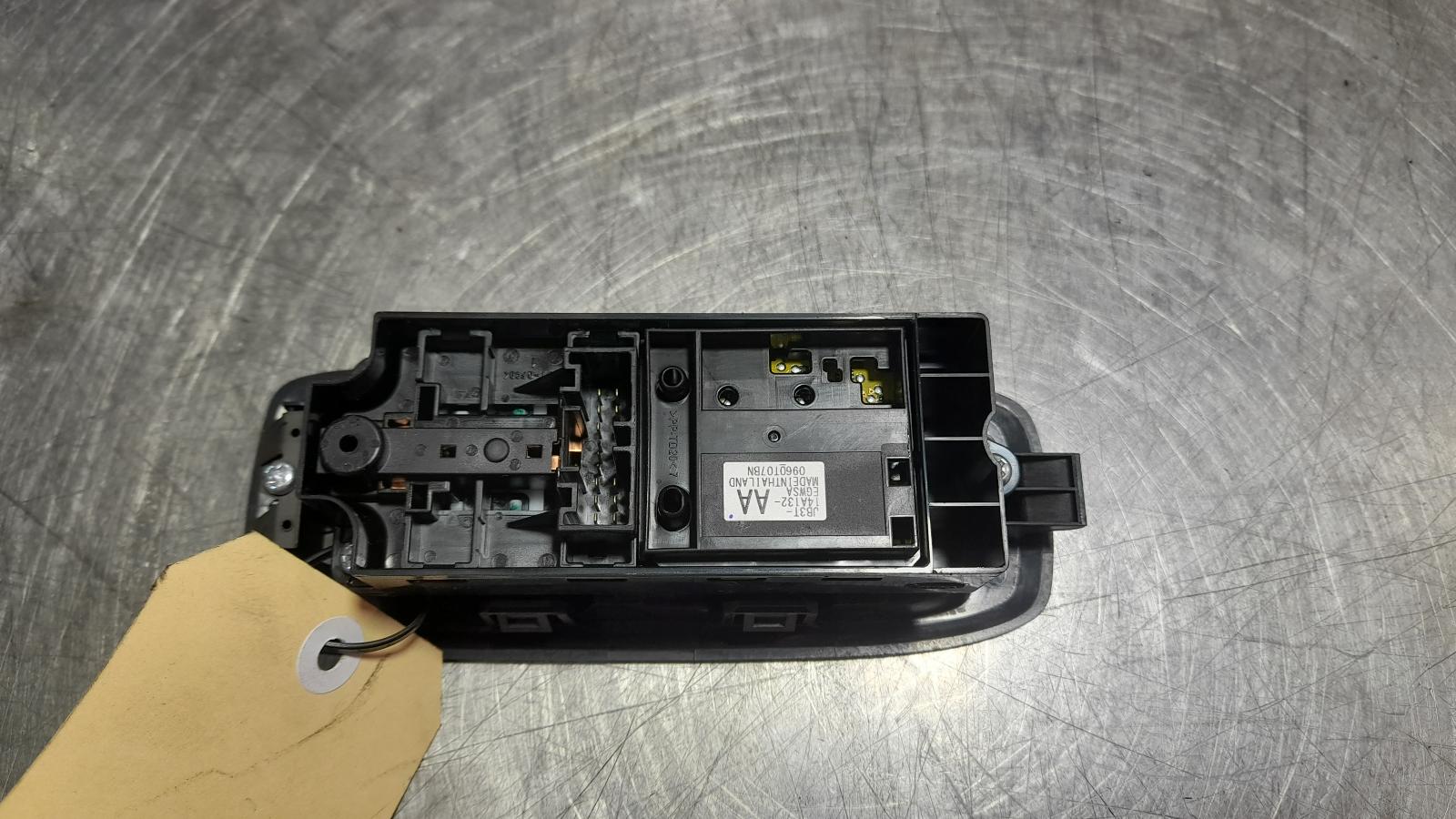 View Auto part Pwr Dr Wind Switch Ford Ranger 2020
