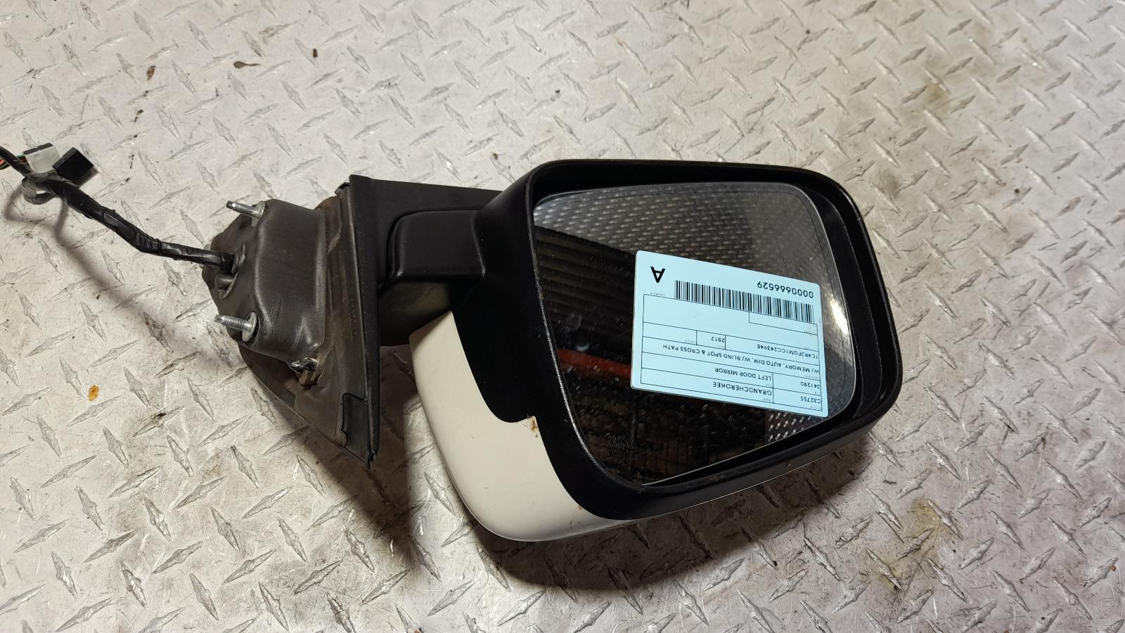 View Auto part Left Door Mirror Jeep Grandcherokee 2012