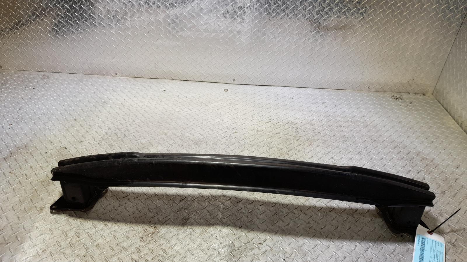 View Auto part R/Bar Bracket/Reinfo Volkswagen Golf 2011