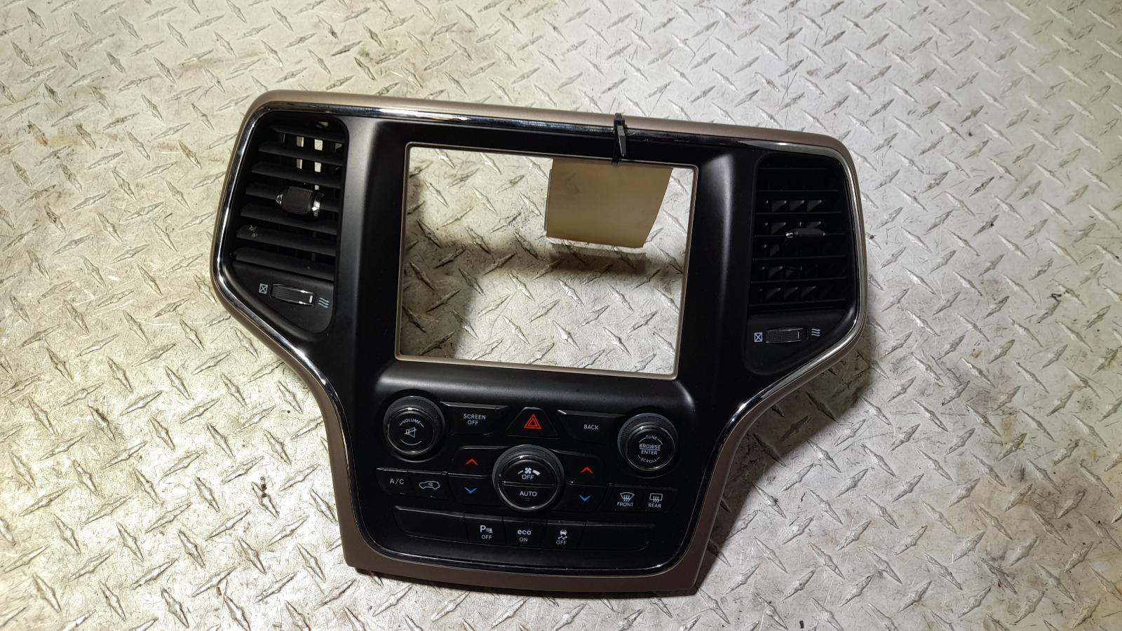 View Auto part Radio/Cd/Dvd/Sat/Tv Jeep Grandcherokee 2014