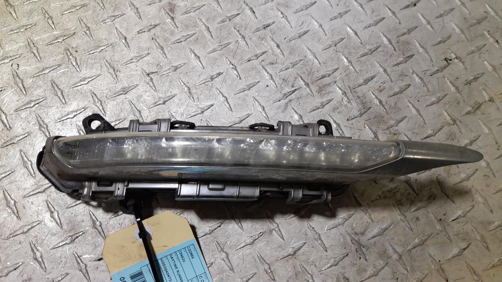 View Auto part Left Indicator/Fog/Side Mercedes C Class 2010