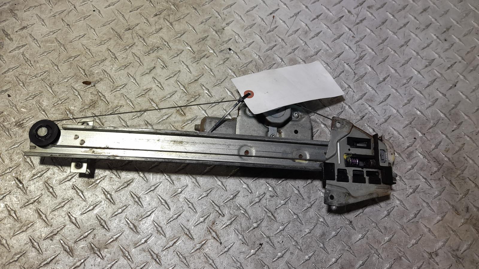 View Auto part Right Rear Wnd Reg/Motor Mitsubishi Pajero 2011