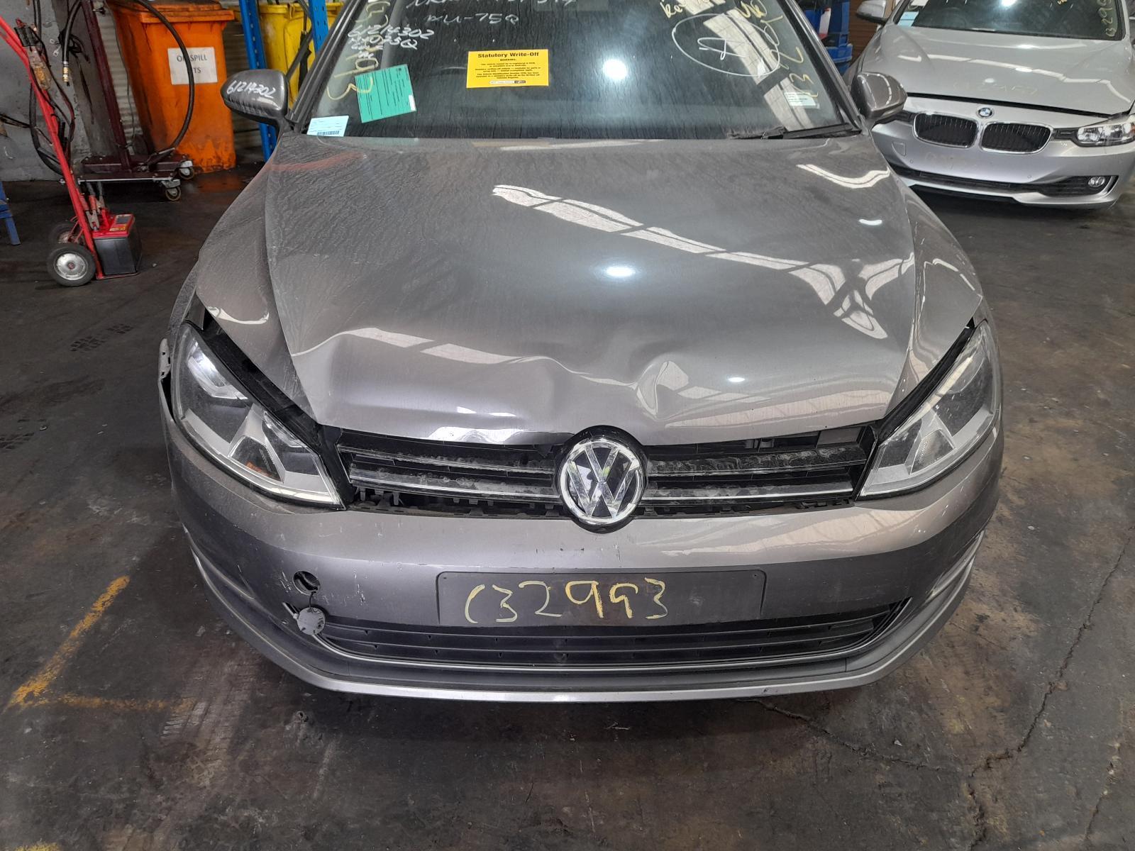 View Auto part Trans/Gearbox Volkswagen Golf 2014