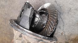 View Auto part Differential Centre Mitsubishi Pajero 2015