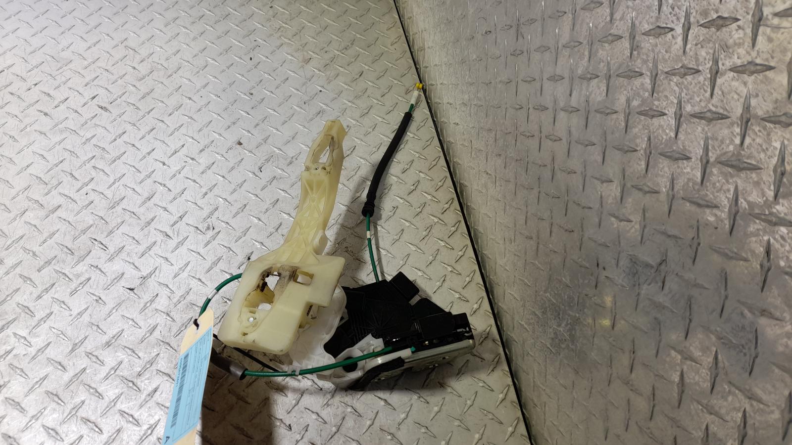 View Auto part Door/Boot/Gate Lock Hyundai I30 2015