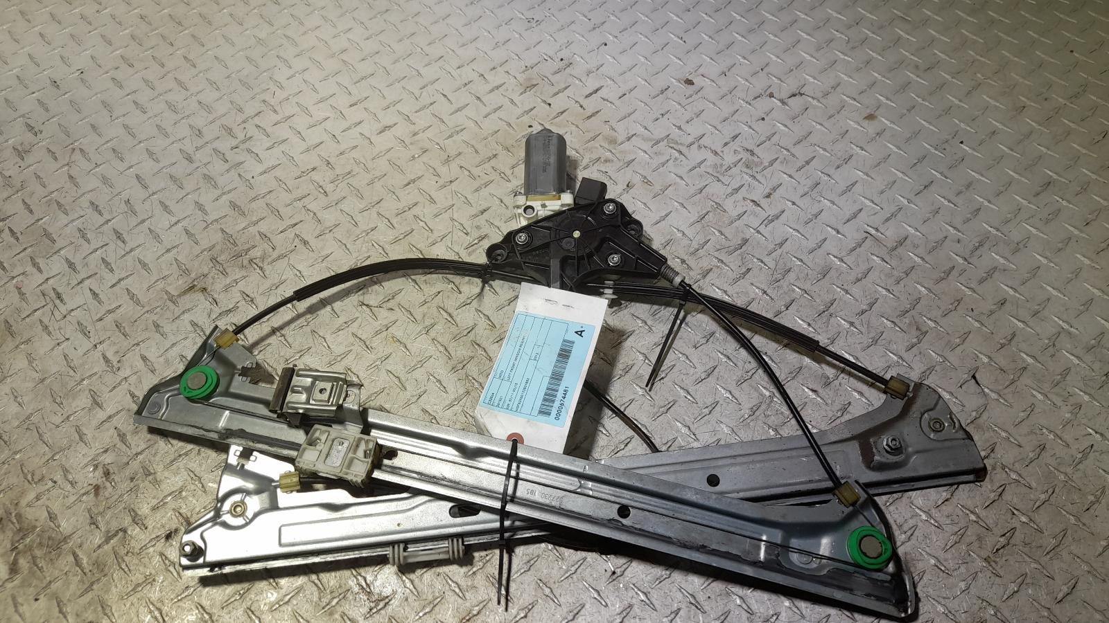 View Auto part Left Front Window Reg/Motor Mercedes Vito 2013