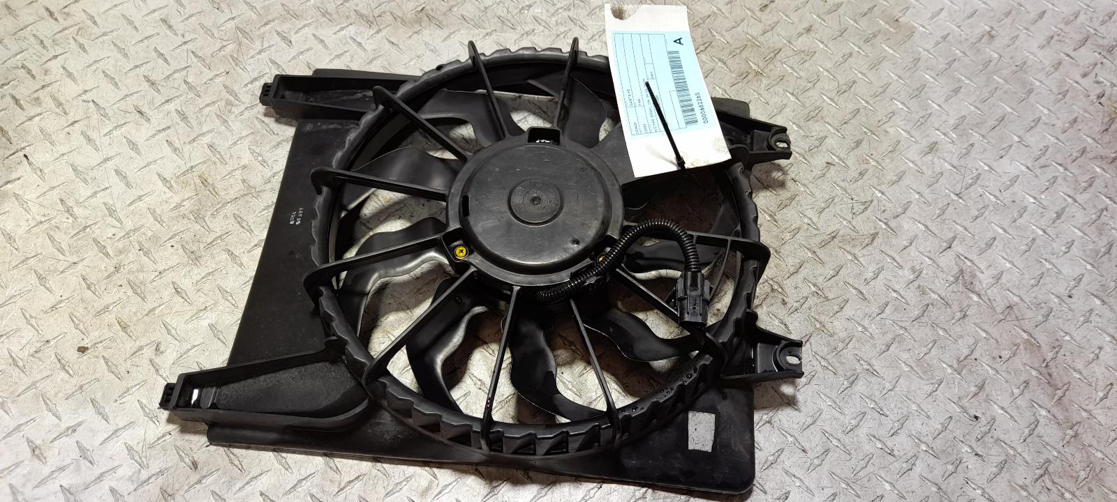 View Auto part Fan Hyundai Santa Fe 2009