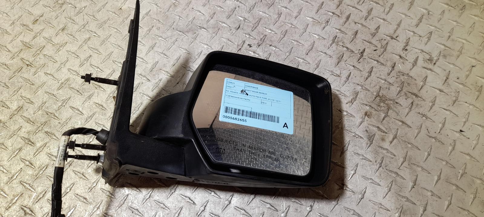 View Auto part Right Door Mirror Jeep Cherokee 2012