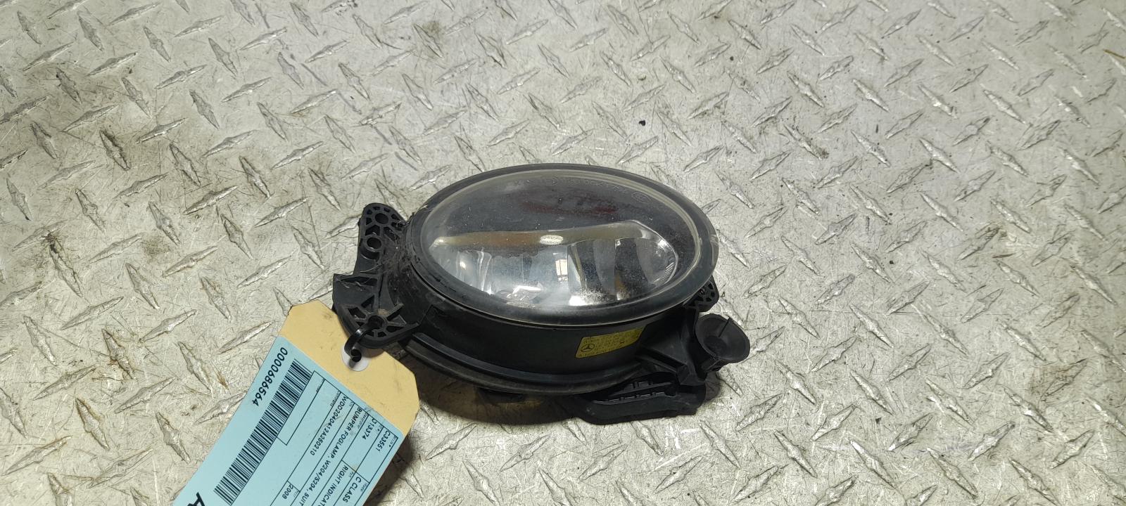 View Auto part Right Indicator/Fog/Side Mercedes C Class 2008