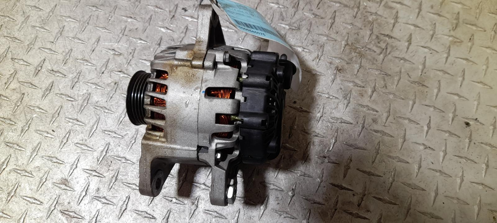 View Auto part Alternator Kia Cerato 2015