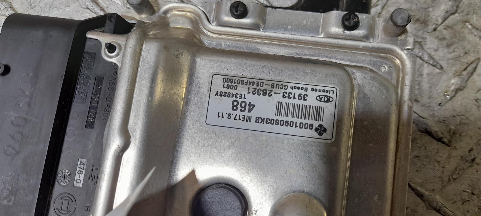 View Auto part Ecu Kia Rio 2013