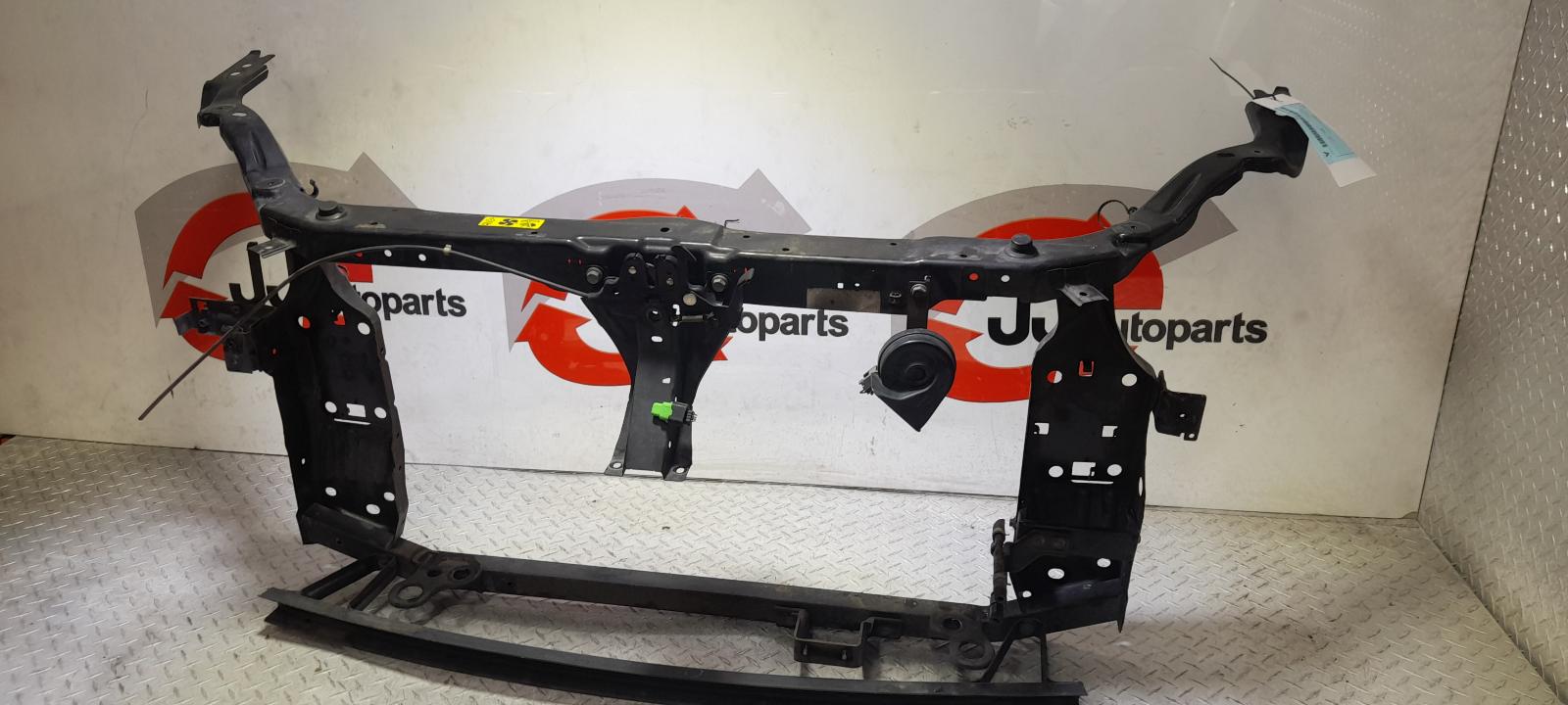 View Auto part Radiator Support Nissan Dualis 2008