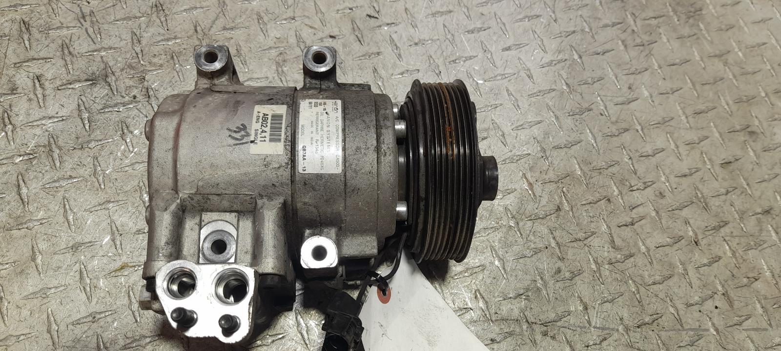 View Auto part A/C Compressor Hyundai Iload/imax 2019
