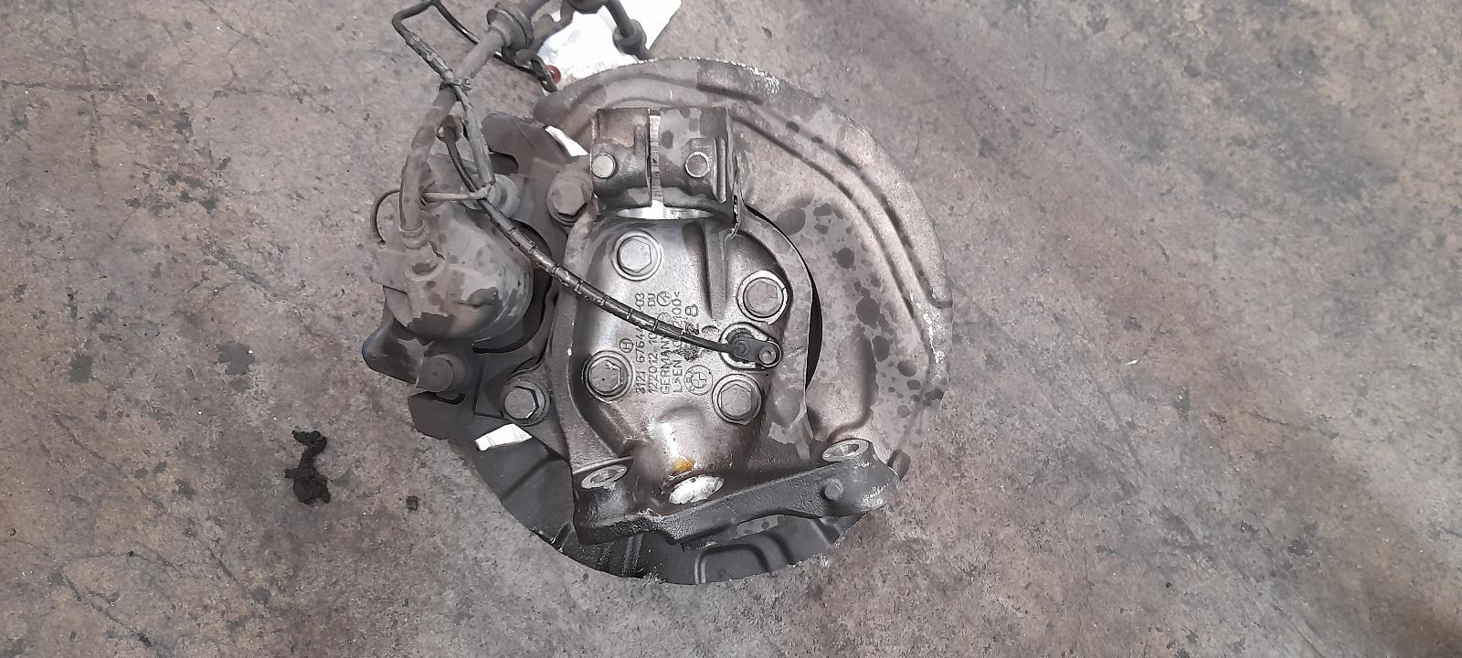 View Auto part Left Front Hub Assembly Bmw 3 Series 2010