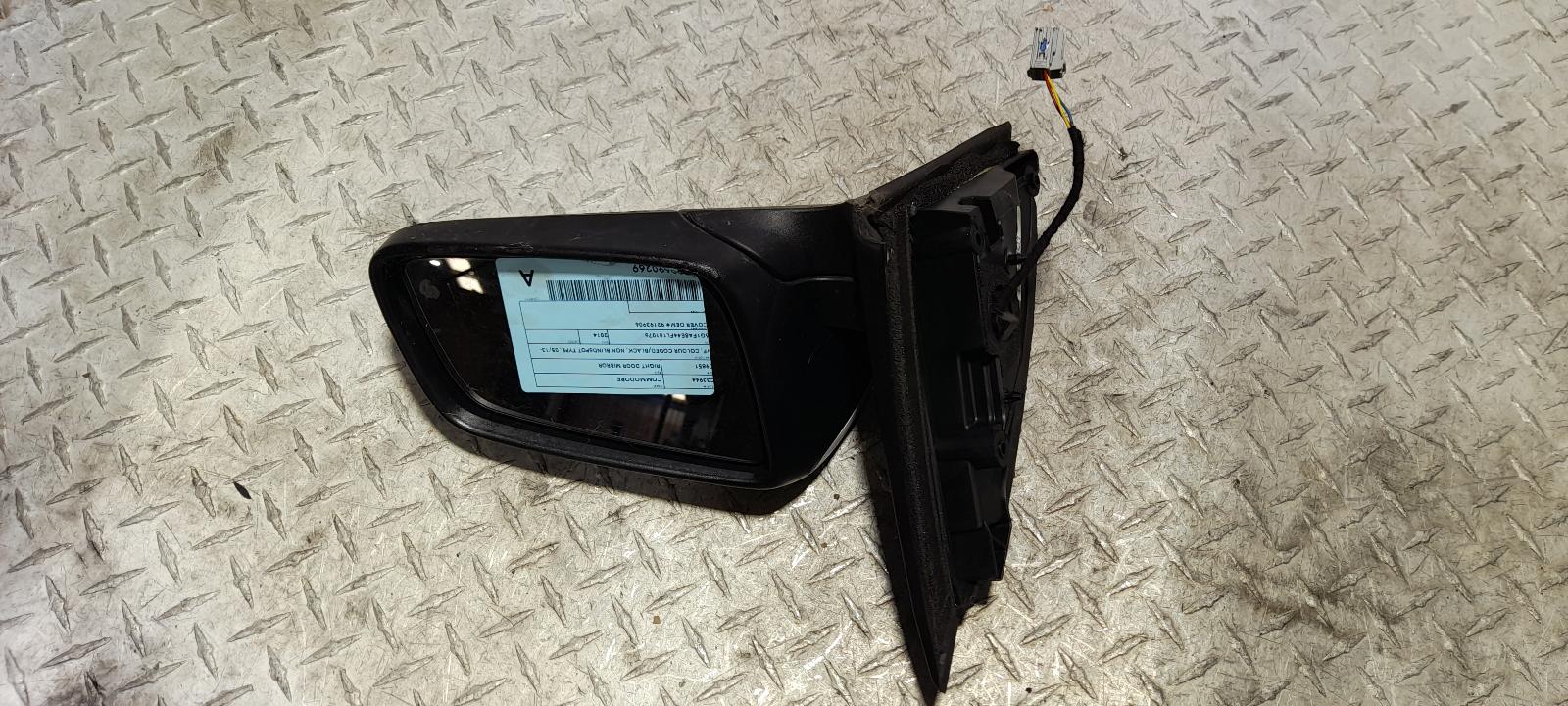 View Auto part Right Door Mirror Holden Commodore 2014