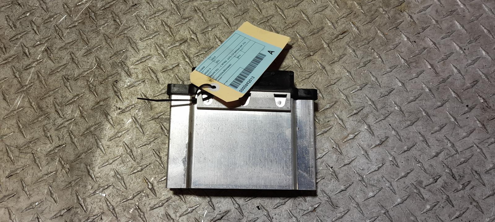 View Auto part Ecu Volkswagen Golf 2014