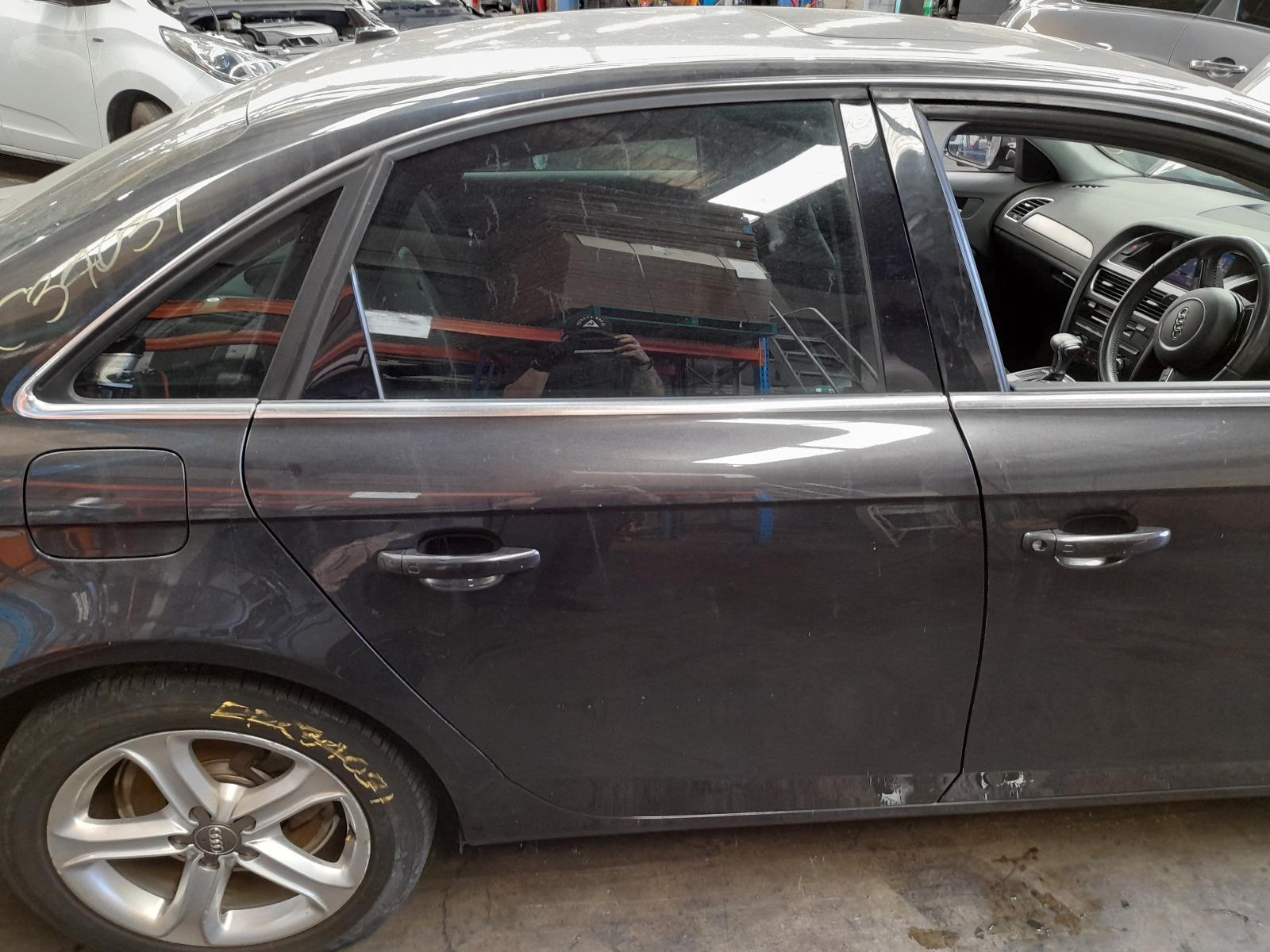 View Auto part Right Rear Door Sliding Audi A4 2013