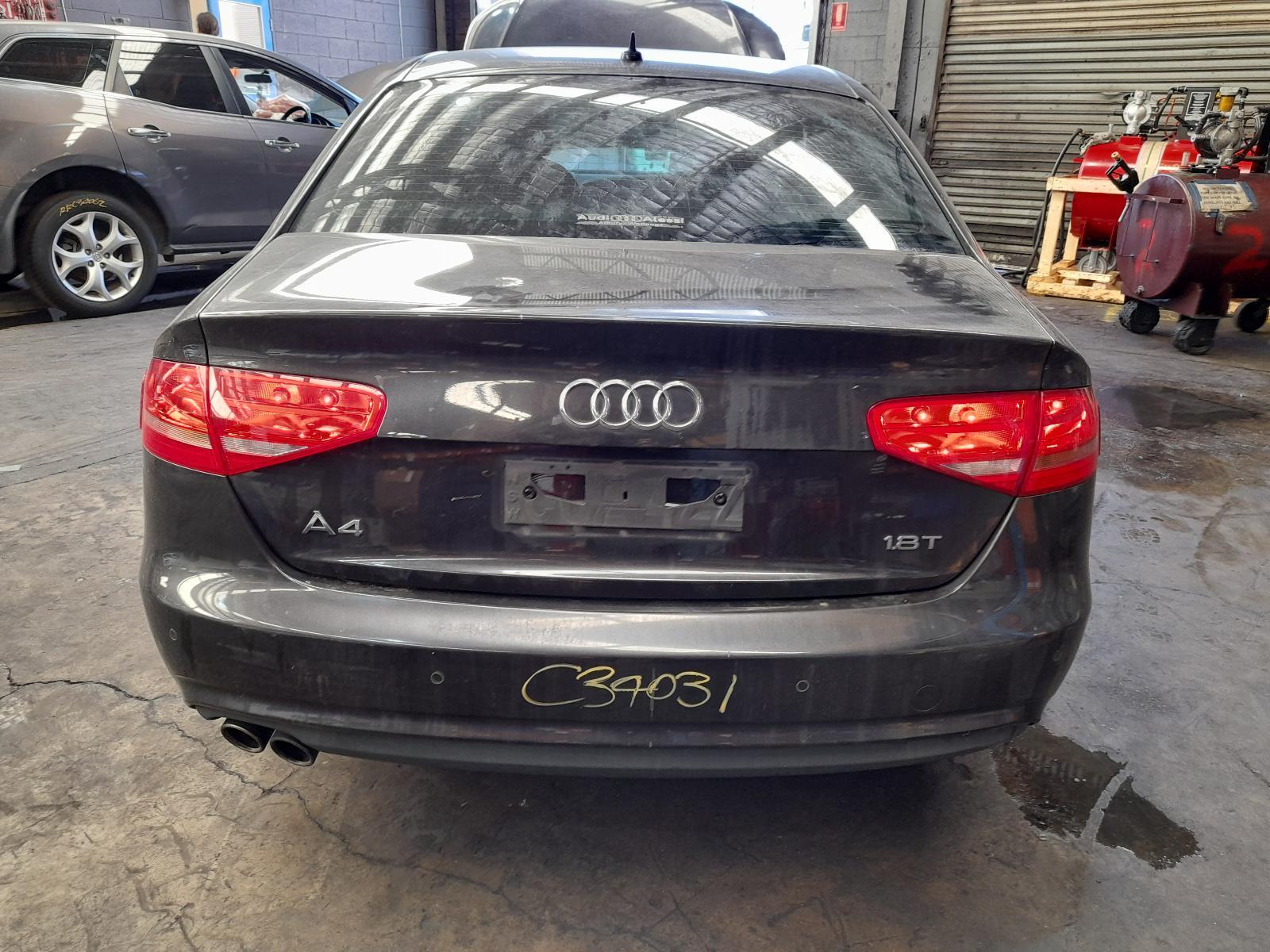 View Auto part Bootlid/Tailgate Audi A4 2013