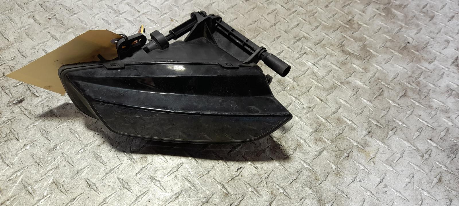 View Auto part Left Indicator/Fog/Side Audi A3 2015