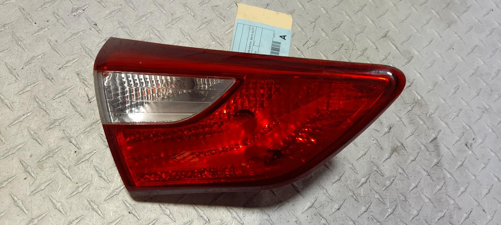 View Auto part Rear Garnish Hyundai I30 2015