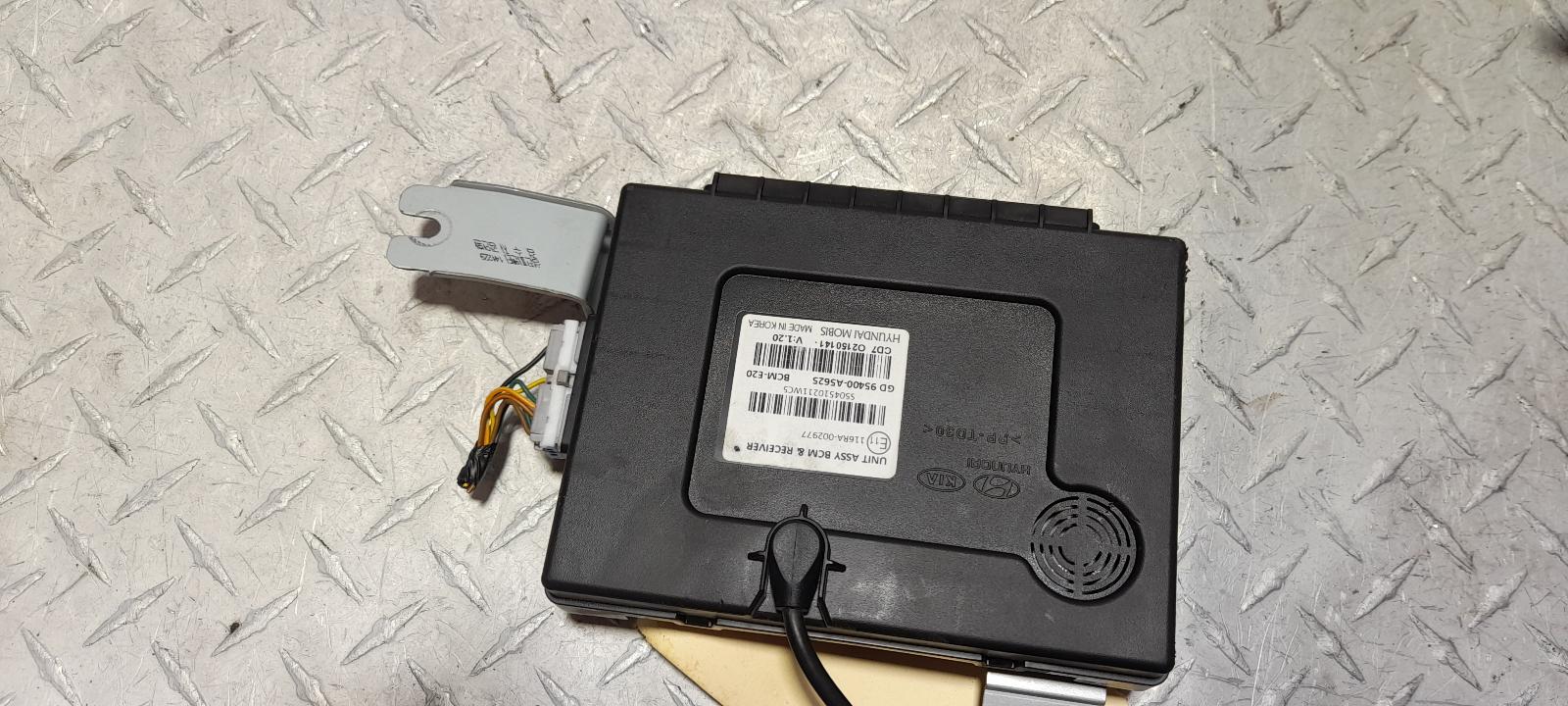 View Auto part Ecu Hyundai I30 2015