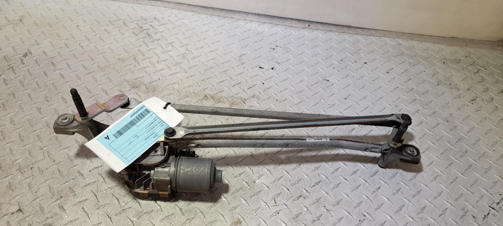 View Auto part Wiper Motor Volvo Xc60 2012