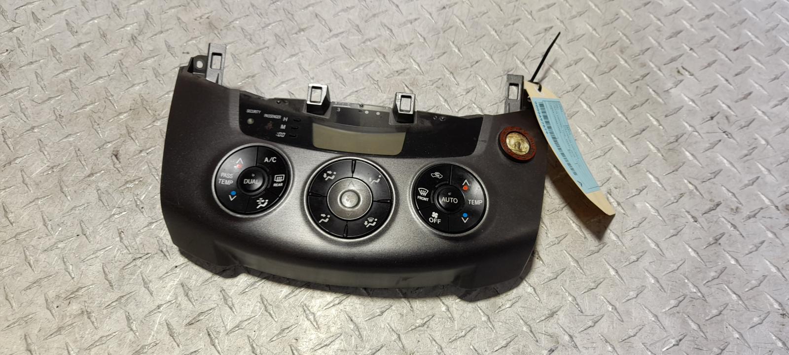 View Auto part Heater/Ac Controls Toyota Rav4 2010