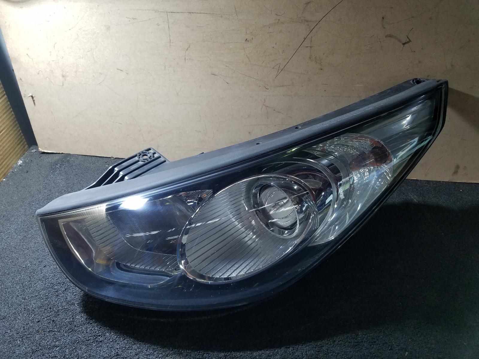 View Auto part Left Headlamp Hyundai Ix35 2013