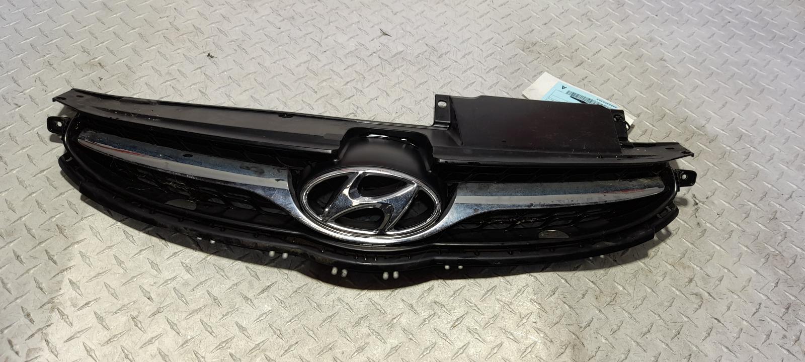 View Auto part Grille Hyundai Elantra 2012