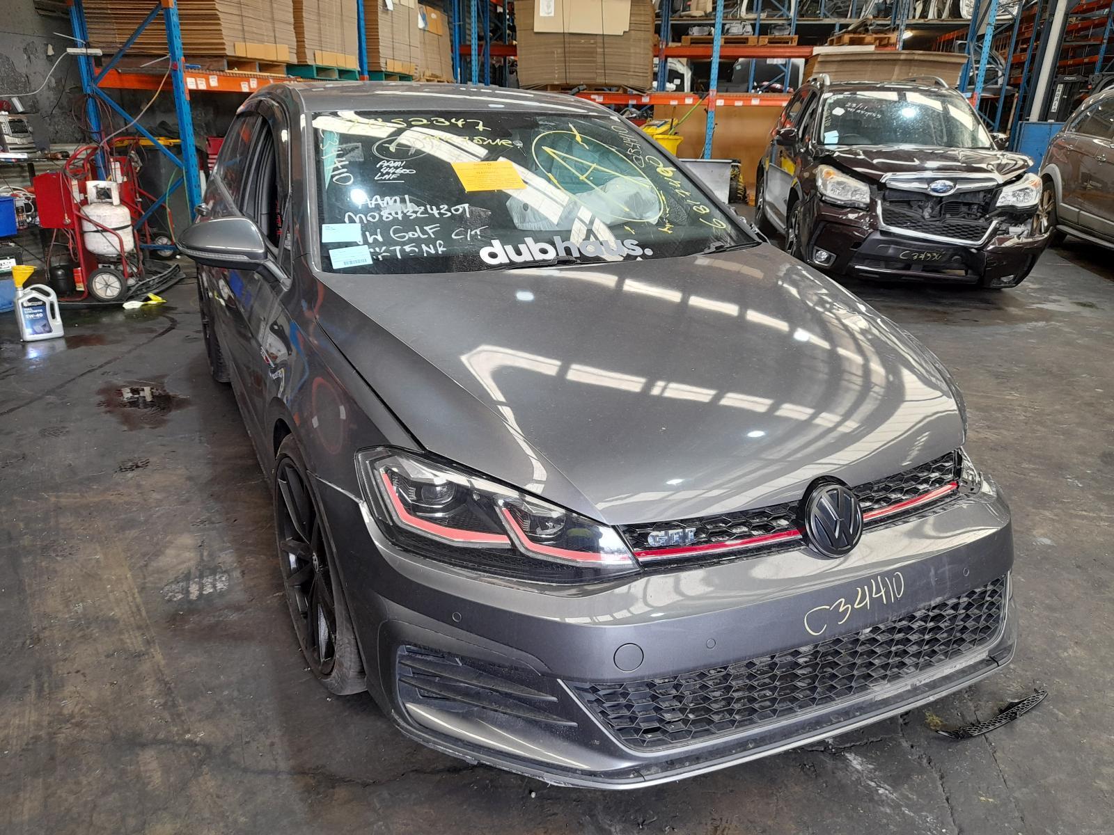 View Auto part Trans/Gearbox Volkswagen Golf 2018