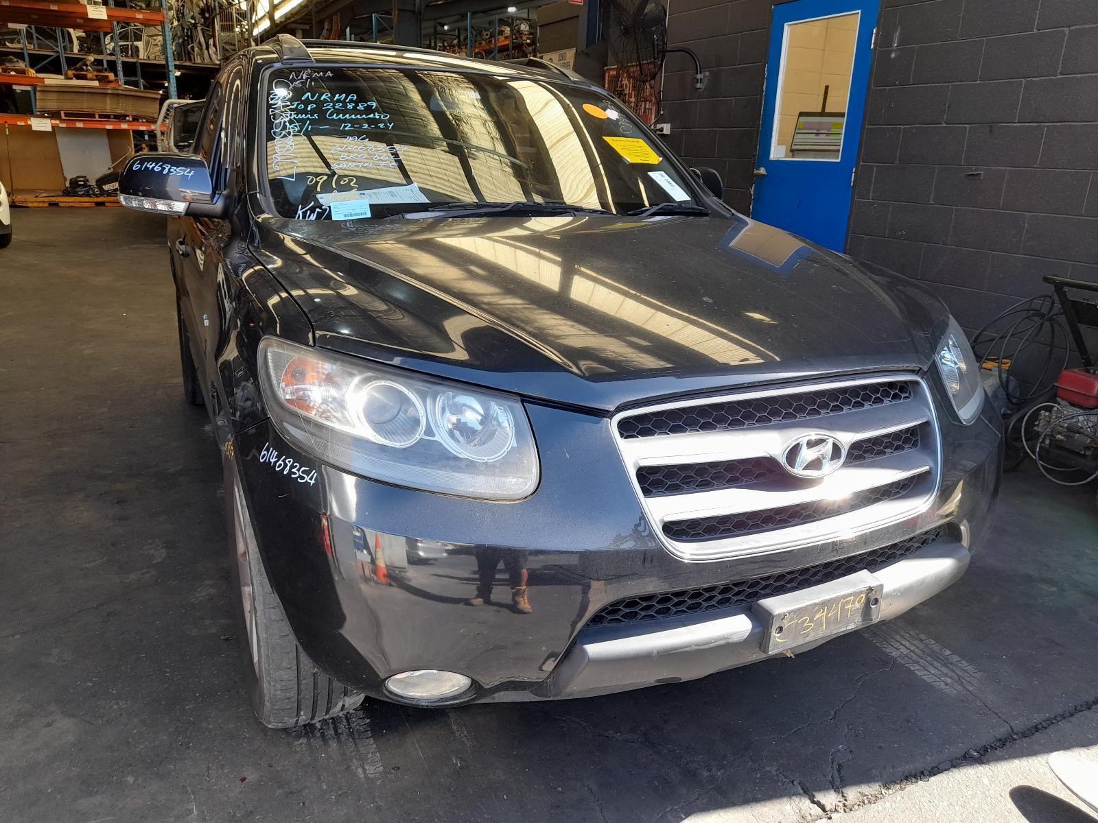 View Auto part Trans/Gearbox Hyundai Santa Fe 2009
