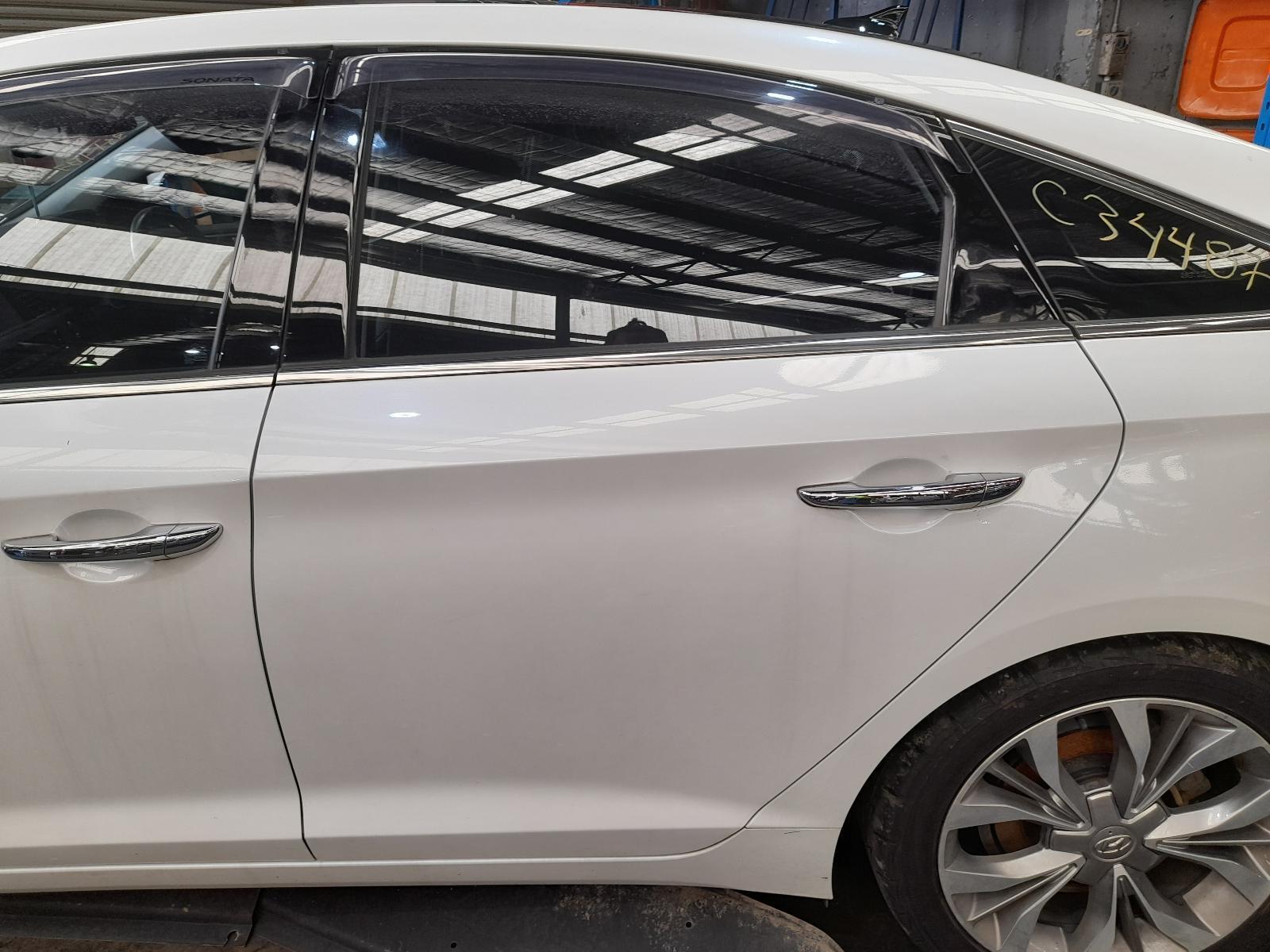 View Auto part Left Rear Door/Sliding Hyundai Sonata 2016