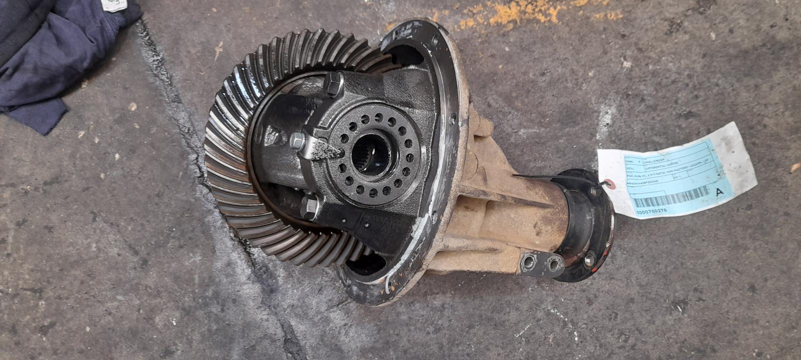 View Auto part Differential Centre Mitsubishi Challenger 2011