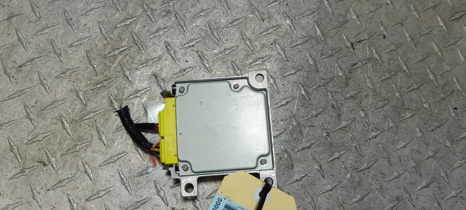 View Auto part Airbag Module/Sensor Mitsubishi Challenger 2011
