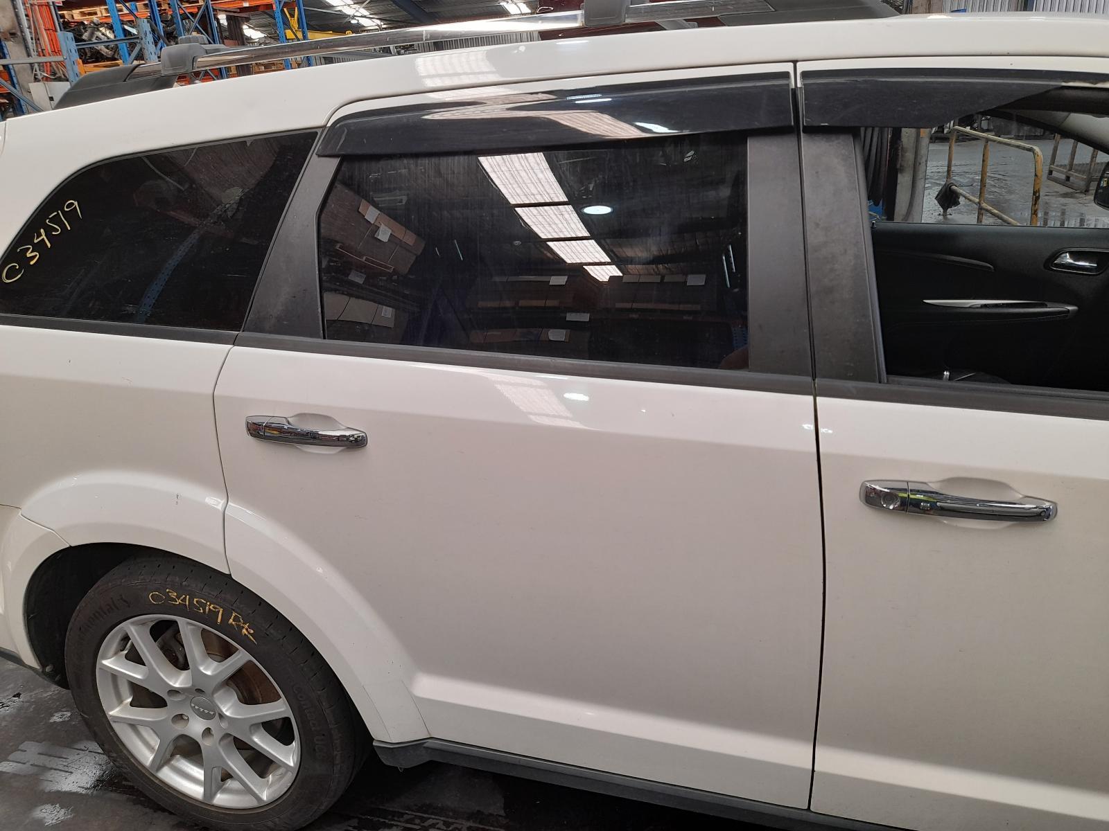 View Auto part Right Rear Door Sliding Dodge Journey 2014