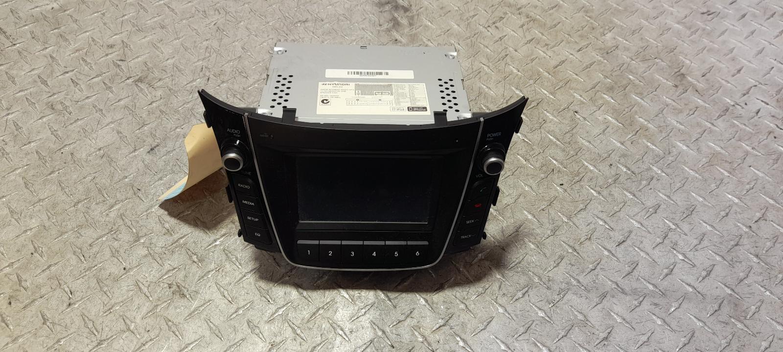 View Auto part Radio/Cd/Dvd/Sat/Tv Hyundai I30 2015