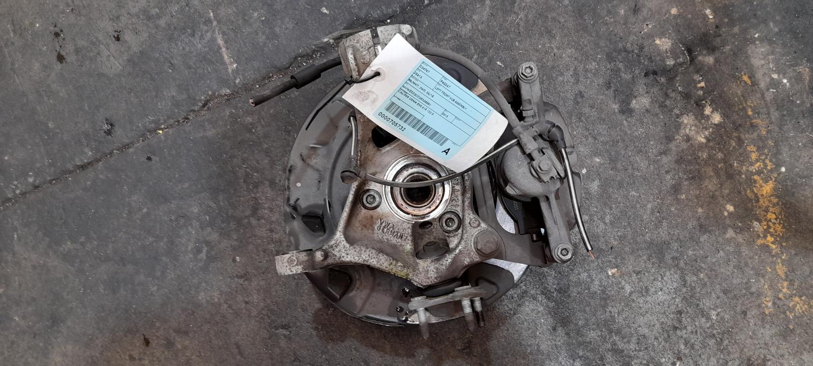 View Auto part Left Front Hub Assembly Volkswagen Passat 2015