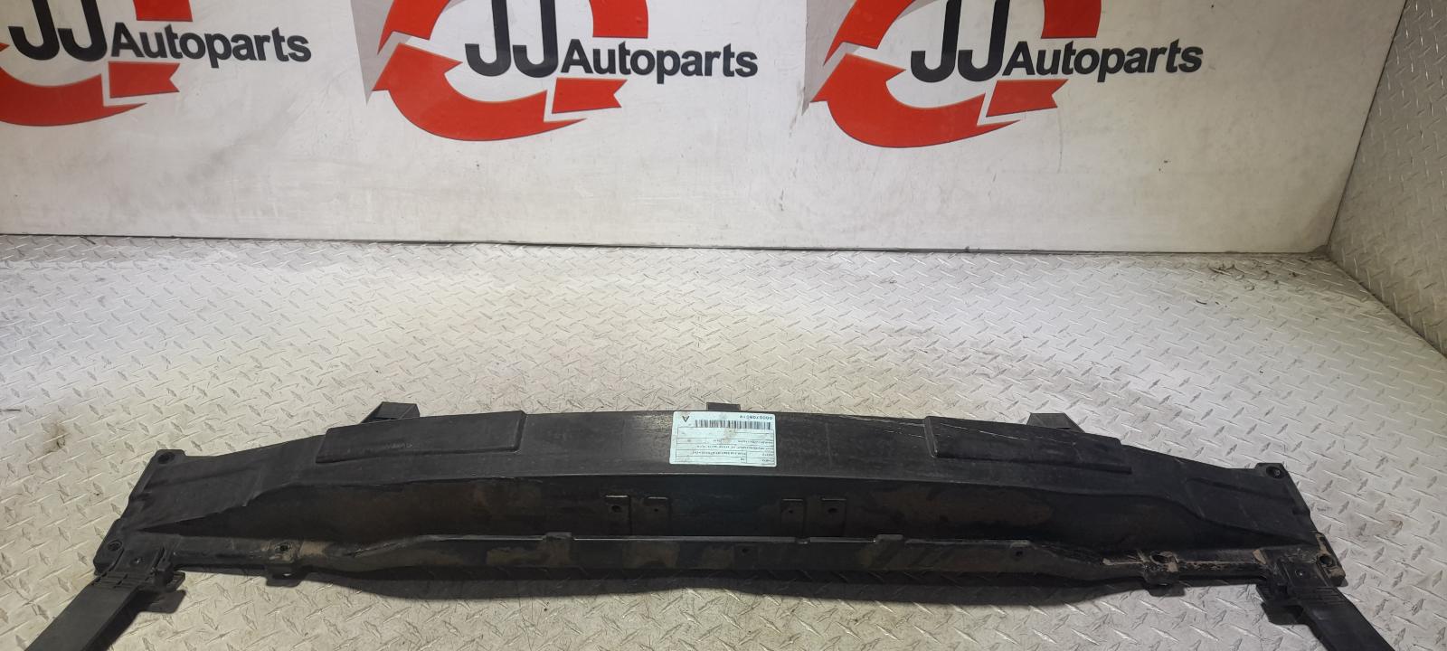 View Auto part R/Bar Bracket/Reinfo Hyundai I40 2015