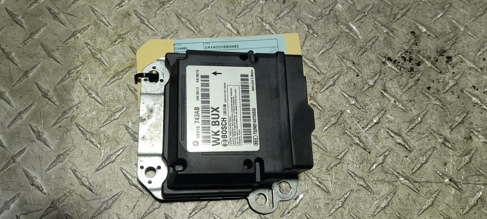 View Auto part Airbag Module/Sensor Jeep Grandcherokee 2017