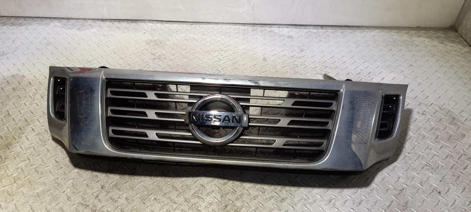 View Auto part Grille Nissan Navara 2018