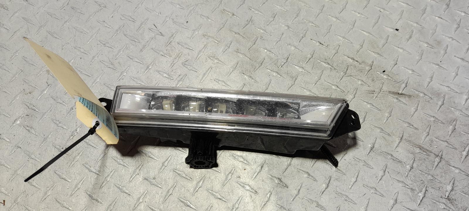 View Auto part Right Indicator/Fog/Side Honda Hrv 2020