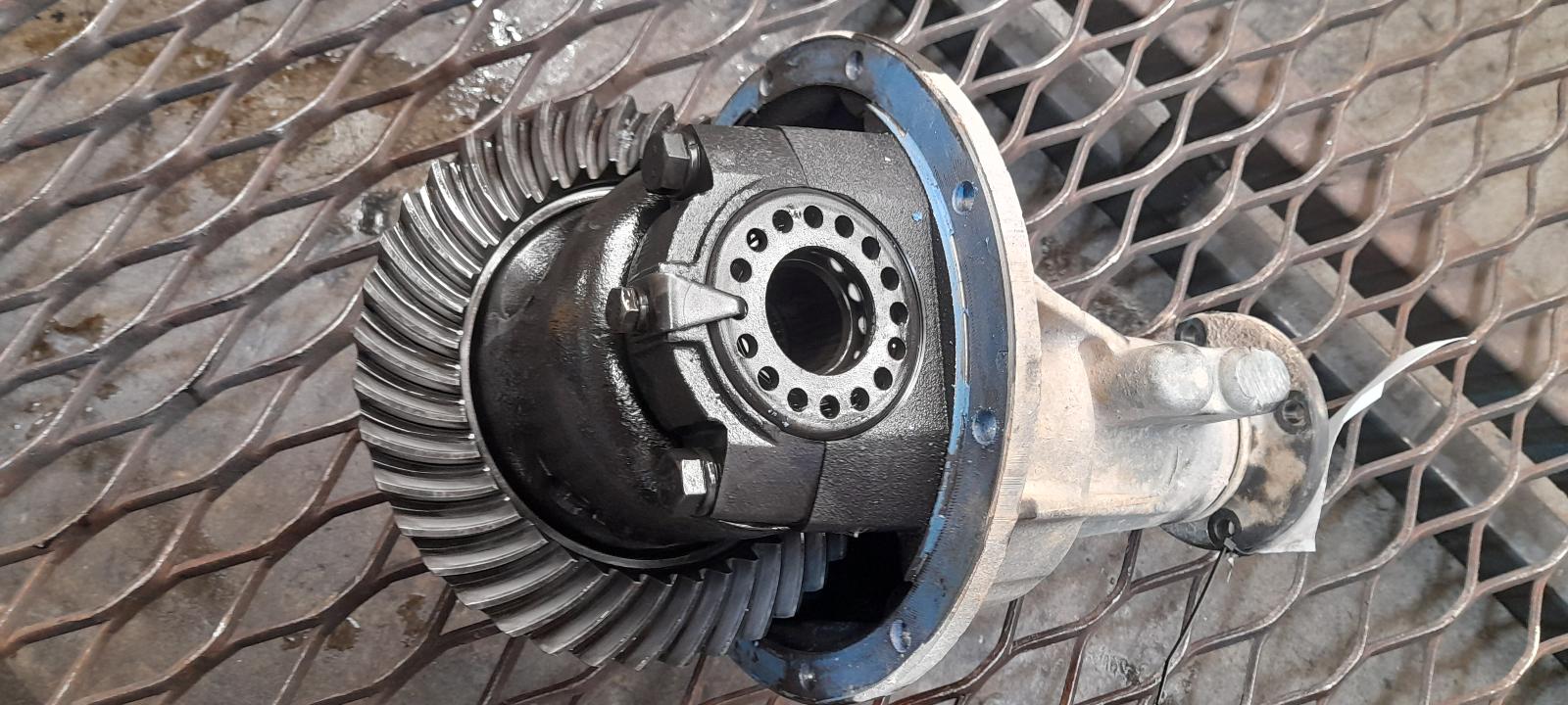 View Auto part Differential Centre Ldv T60 2021