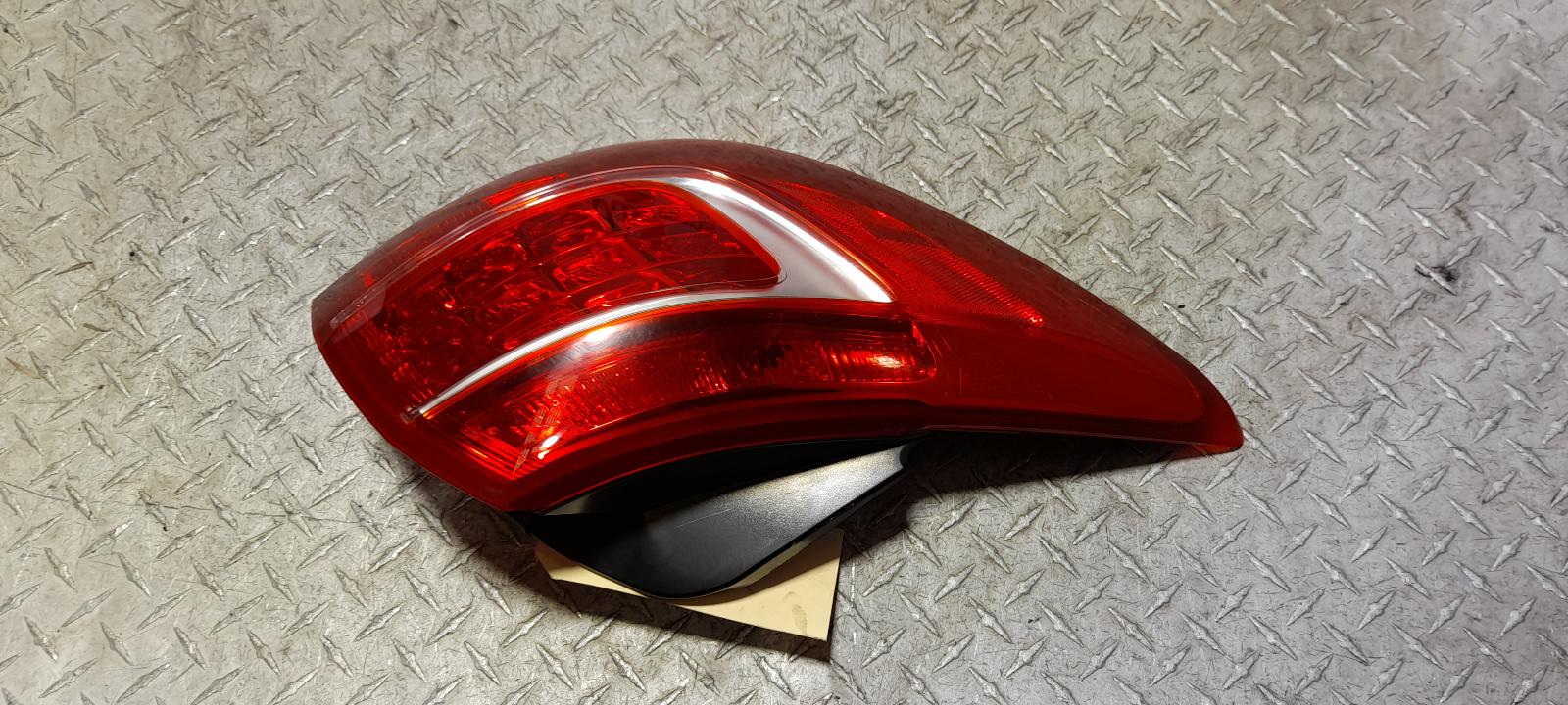 View Auto part Left Taillight Kia Sportage 2012