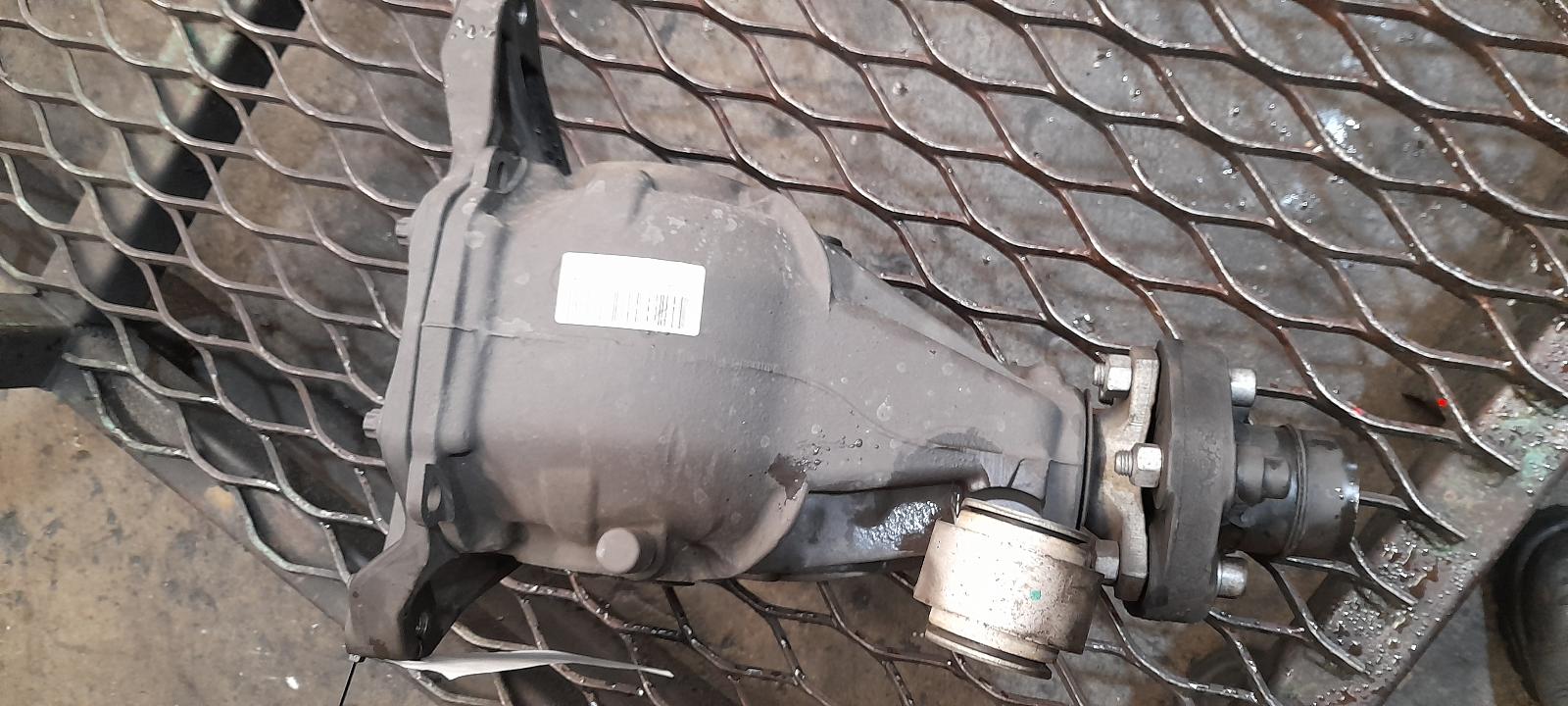 View Auto part Differential Centre Mercedes C Class 2009