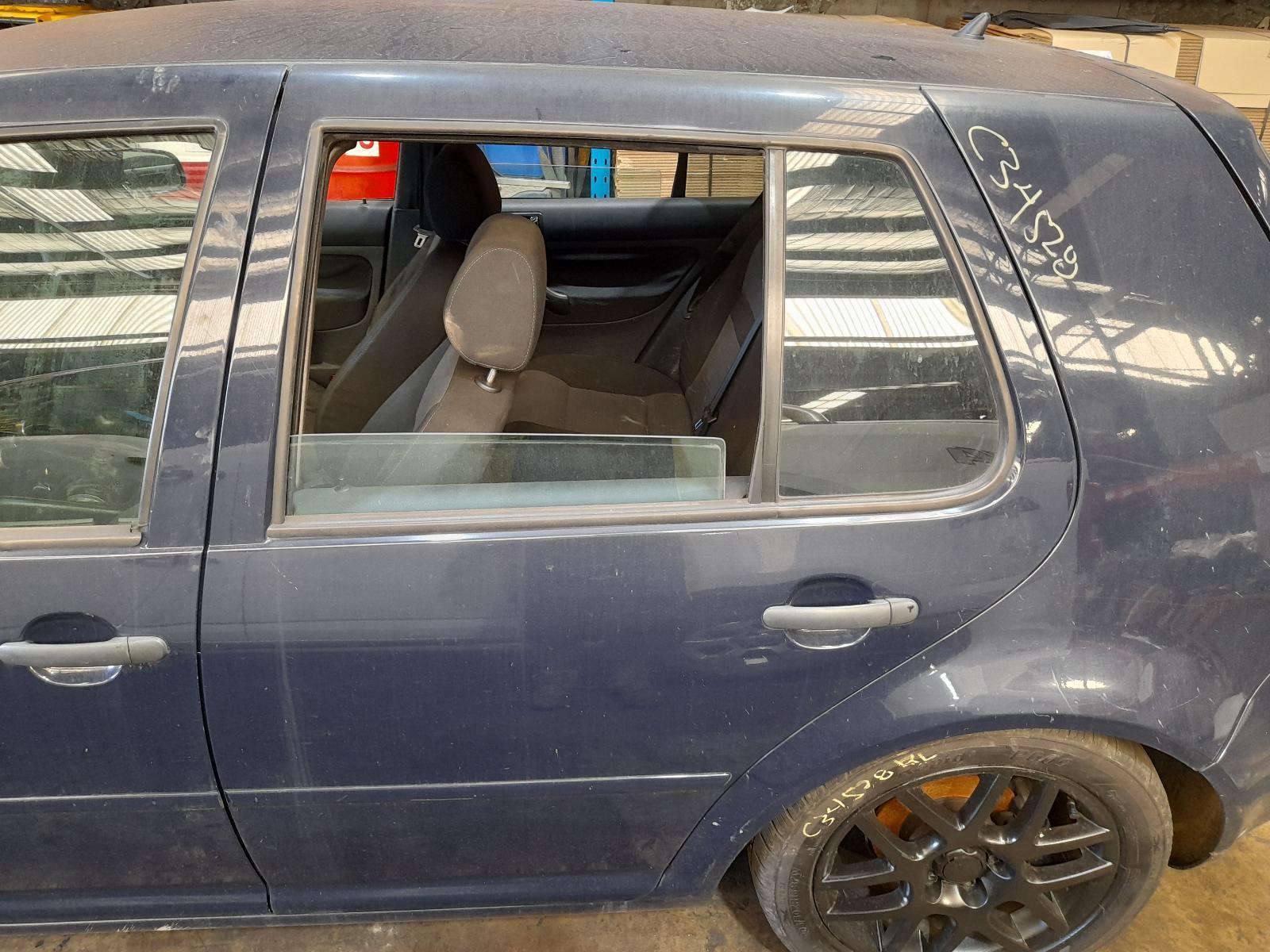 View Auto part Left Rear Door/Sliding Volkswagen Golf 2003